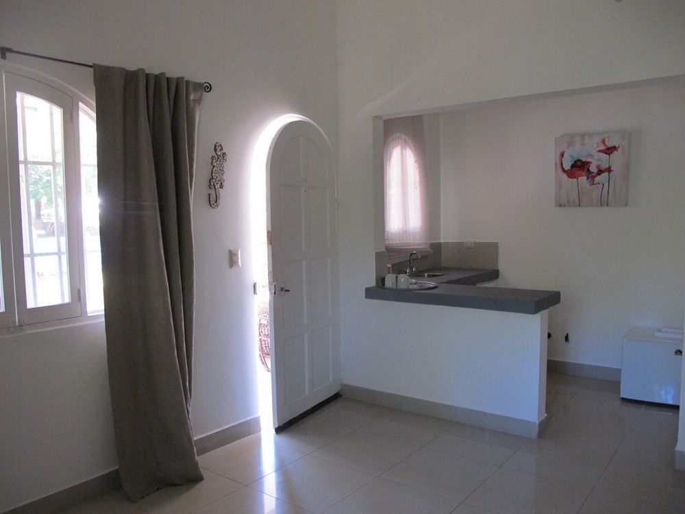 Casa Mapache Hotel Тамариндо Екстериор снимка