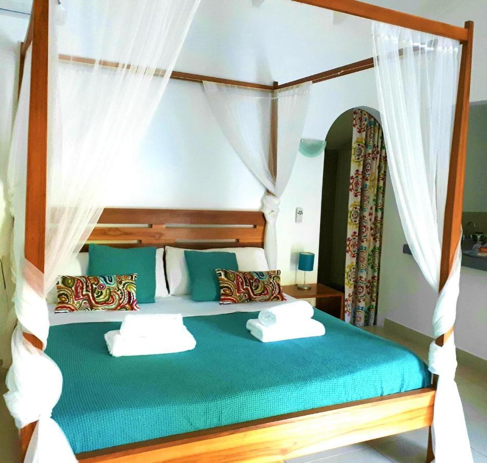 Casa Mapache Hotel Тамариндо Екстериор снимка